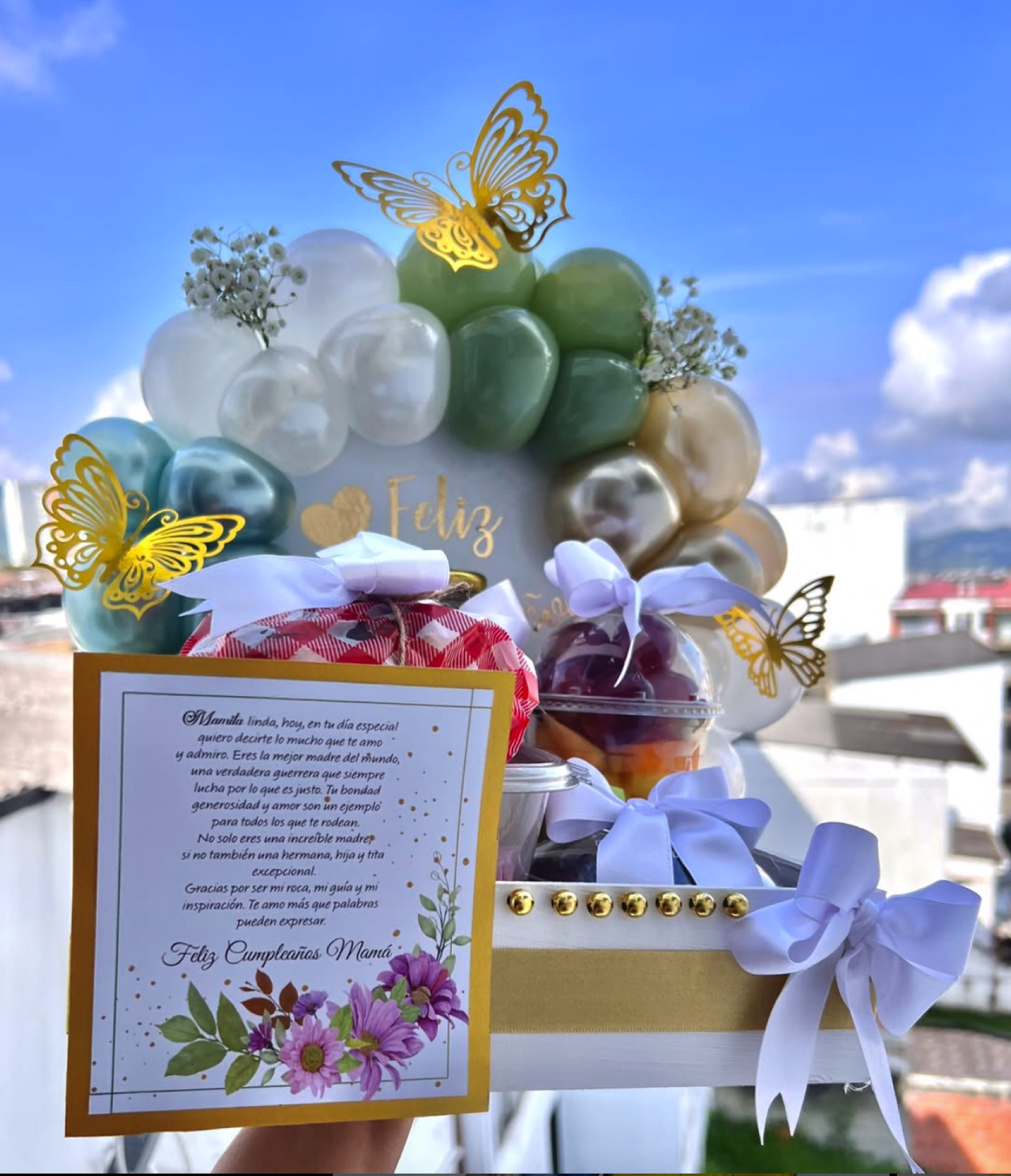 Desayunos sorpresa personalizados entregados a domicilio en Manizales